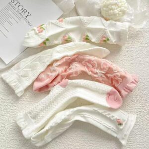 Lace Ruffle Ankle Socks